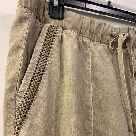 Anthropologie - Cloth & Stone - Vintage Olive Cropped Joggers - Picture 5 of 9